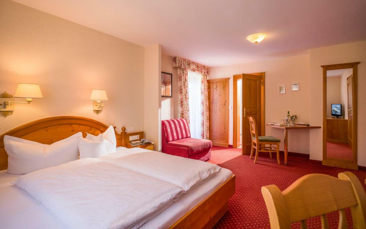 Hotel Viktoria & Landhaus Joggl Mayrhofen Kültér fotó